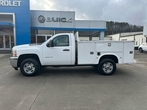 Used 2013 Chevrolet Silverado 2500 W/T image 2