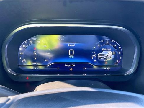 Certified 2024 Chevrolet Suburban RST AWD/4WD image 20