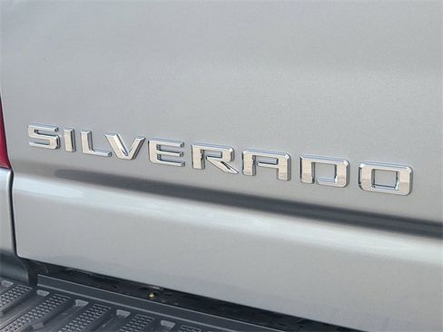 New 2026 Chevrolet Silverado 2500 Custom w/ Custom Value Package image 9