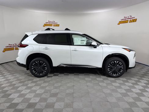 New 2026 Nissan Rogue Platinum w/ Platinum Premium Package image 7