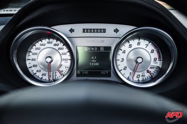 Used 2012 Mercedes-Benz SLS AMG Roadster image 9