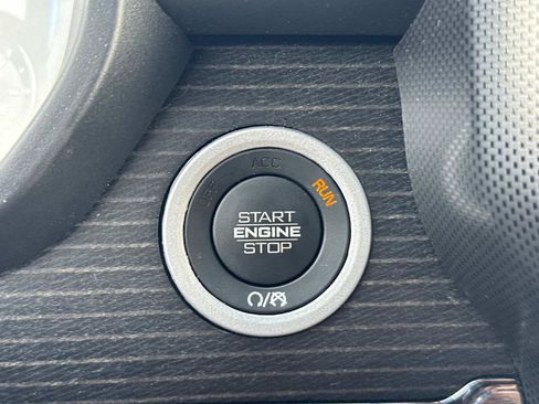 Used 2022 RAM 1500 Limited image 16