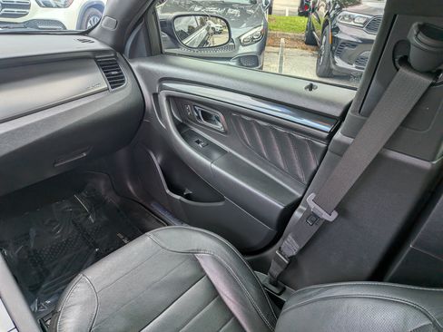 Used 2015 Ford Taurus SHO w/ Equipment Group 401A AWD/4WD image 17