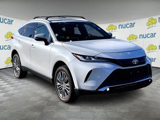 Certified 2023 Toyota Venza XLE video 1