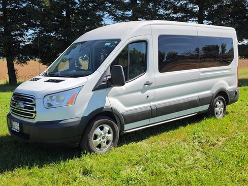 Used 2019 Ford Transit 350 XLT RWD image 6