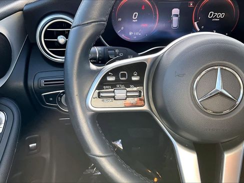 Used 2022 Mercedes-Benz GLC 300 image 21