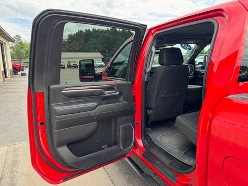 Used 2024 GMC Sierra 2500 SLE image 20