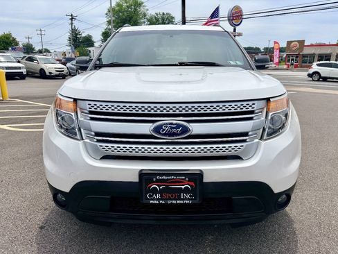 Used 2015 Ford Explorer XLT w/ Equipment Group 202A AWD/4WD image 9