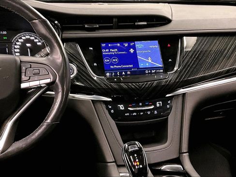 Used 2023 Cadillac XT6 Premium Luxury AWD/4WD image 7