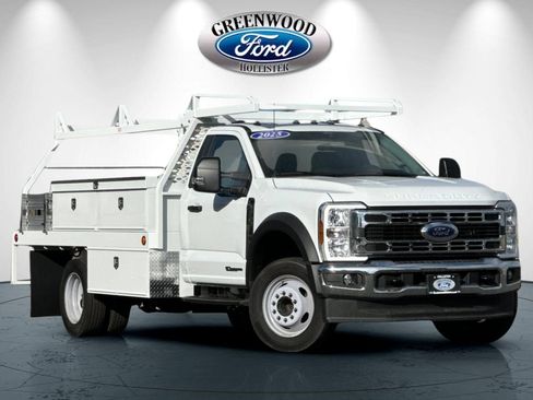 New 2025 Ford F450 XL image 1