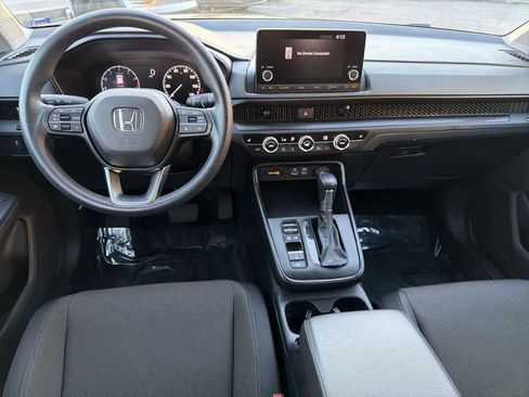 Used 2024 Honda CR-V EX image 11