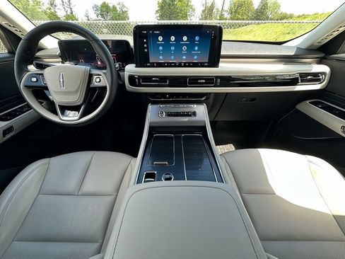 New 2026 Lincoln Aviator AWD image 20