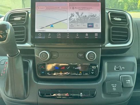 New 2025 RAM ProMaster 3500 w/ Quick Order Package 22G SLT image 33