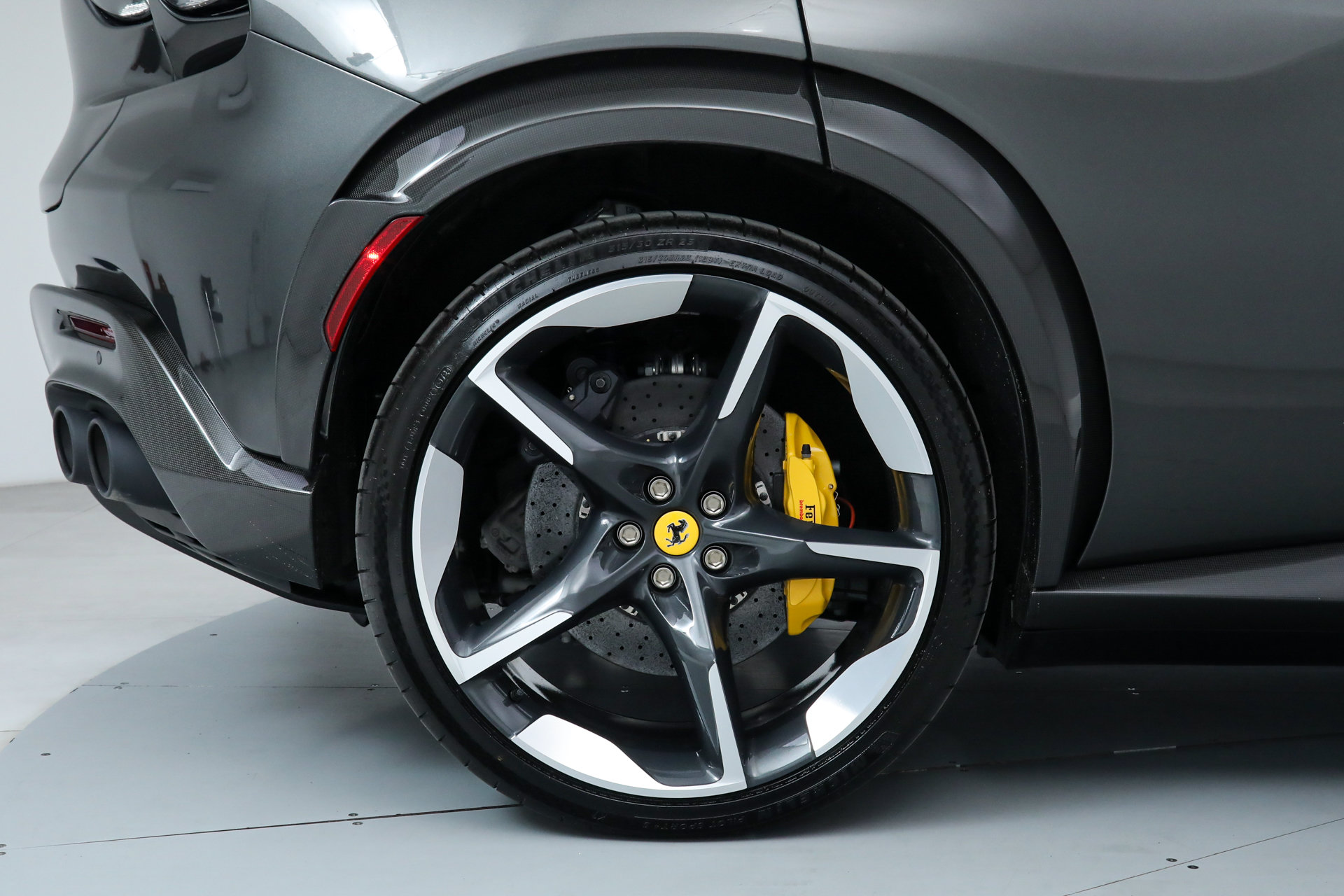 Used 2025 Ferrari Purosangue AWD/4WD image 47
