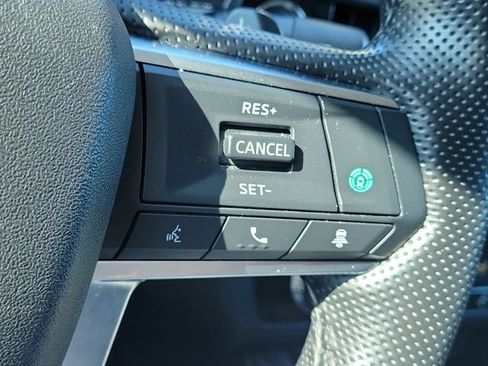 Used 2024 Mitsubishi Outlander SE AWD/4WD image 26