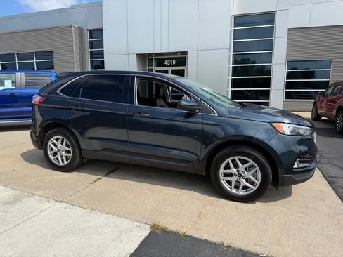 Used 2024 Ford Edge SEL w/ Convenience Package AWD/4WD image 8