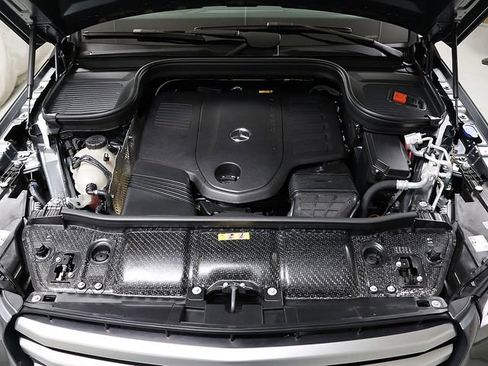 Certified 2026 Mercedes-Benz GLS 450 4MATIC image 41