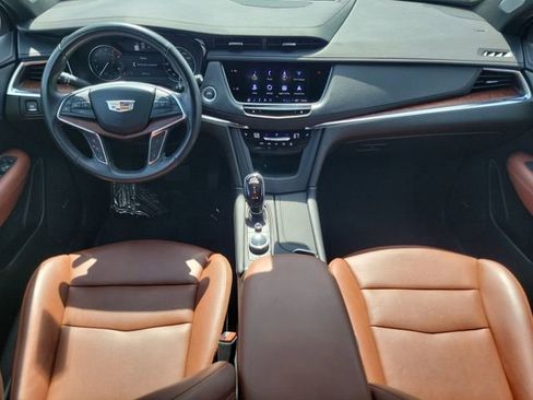 Certified 2024 Cadillac XT5 Premium Luxury FWD image 13