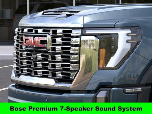 New 2026 GMC Sierra 2500 Denali w/ Denali Reserve Package AWD/4WD image 15