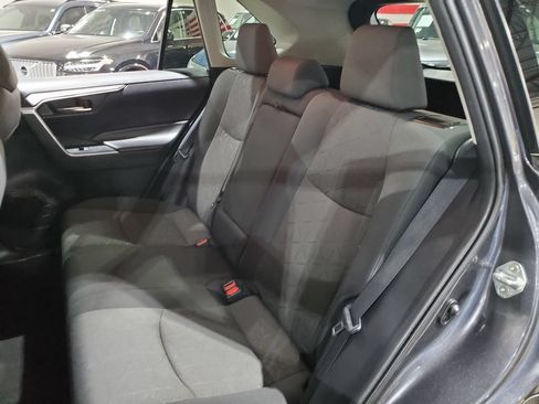Used 2020 Toyota RAV4 XLE AWD/4WD image 21