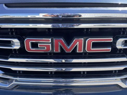Used 2019 GMC Sierra 1500 SLT w/ SLT Premium Plus Package AWD/4WD image 3