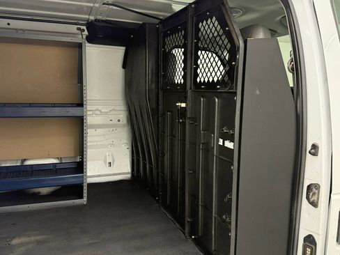 Used 2011 Ford E-150 and Econoline 150 w/ Commercial Cargo Van Pkg image 16