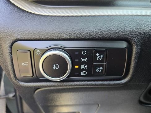 Used 2023 Ford Explorer XLT w/ Equipment Group 202A image 15