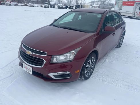 Used 2015 Chevrolet Cruze LT image 8