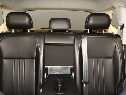 Used 2024 Volkswagen Tiguan SE image 20