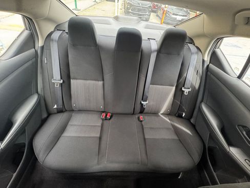 Used 2025 Nissan Sentra SV FWD image 37