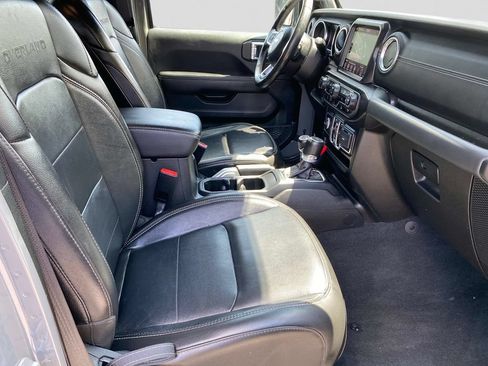 Used 2022 Jeep Gladiator Overland w/ Popular Equipment Package AWD/4WD image 29