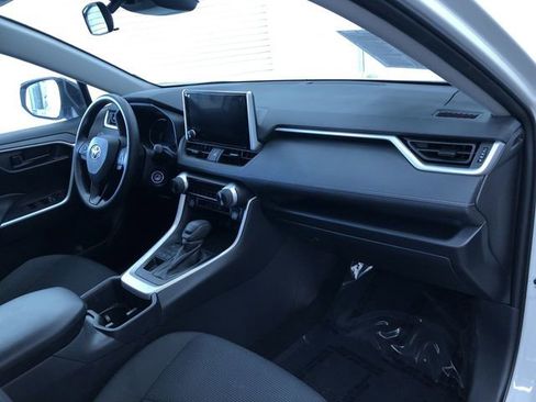 Certified 2025 Toyota RAV4 LE image 23