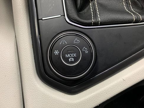 Used 2024 Volkswagen Tiguan Wolfsburg Edition image 13