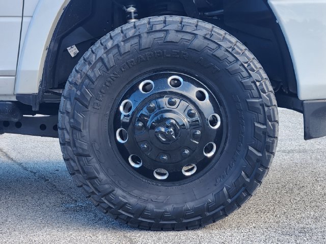 Used 2025 RAM 3500 Limited AWD/4WD image 11