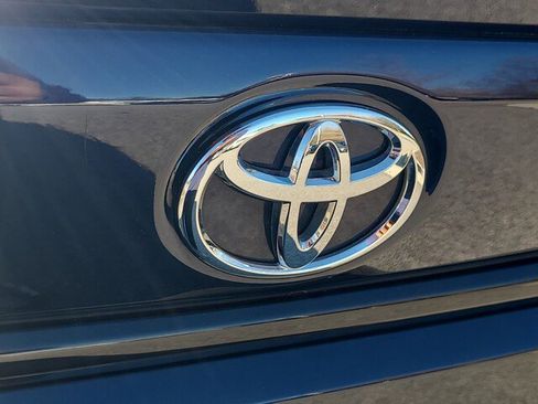 Certified 2023 Toyota Corolla SE image 32