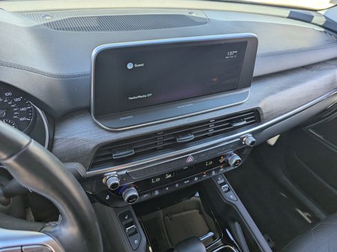 Certified 2022 Kia Telluride SX w/ SX Prestige Package image 23