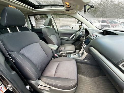 Used 2018 Subaru Forester 2.5i Premium AWD/4WD image 32