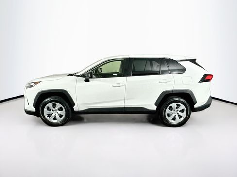 Used 2023 Toyota RAV4 LE FWD image 4