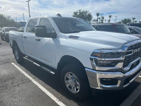 Used 2025 RAM 2500 Tradesman AWD/4WD image 10