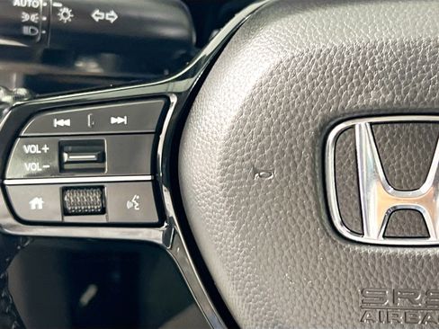 Used 2025 Honda CR-V EX-L image 9