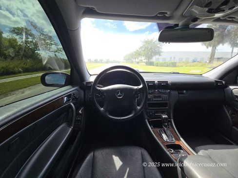 Used 2003 Mercedes-Benz C 320 4MATIC Sedan image 34