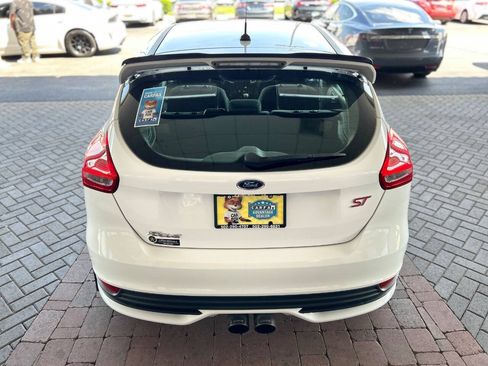 Used 2017 Ford Focus ST FWD image 15