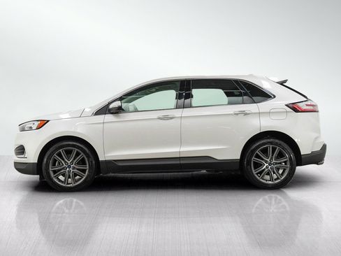 Used 2019 Ford Edge Titanium w/ Cold Weather Package AWD/4WD image 2