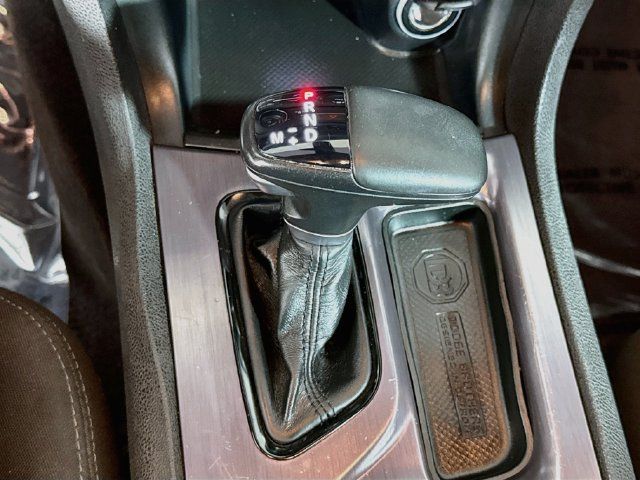 Used 2018 Dodge Charger SXT w/ Blacktop Package RWD image 19