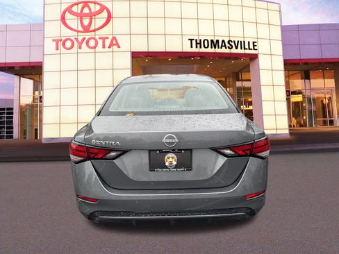 Used 2024 Nissan Sentra S image 6