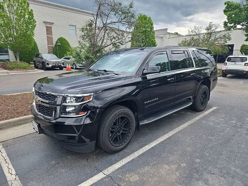 Used 2019 Chevrolet Suburban LT AWD/4WD image 5