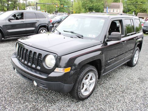Used 2011 Jeep Patriot Sport w/ PWR Value Group AWD/4WD image 2