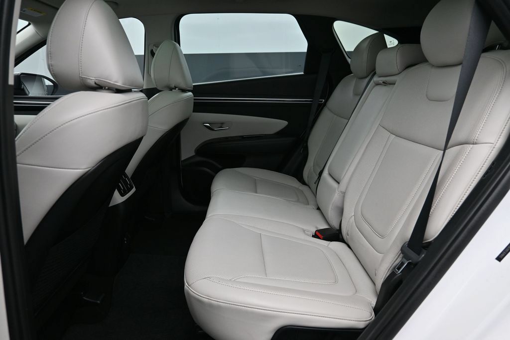 Certified 2023 Hyundai Tucson Limited FWD image 12
