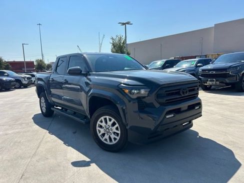 Used 2026 Toyota Tacoma SR5 RWD image 1