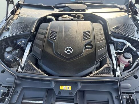 Used 2023 Mercedes-Benz S 580 4MATIC Sedan w/ AMG Line image 29